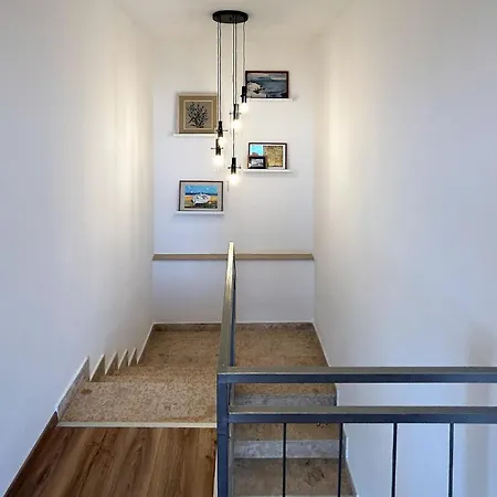 度假居 2 Bedroom Beautiful In