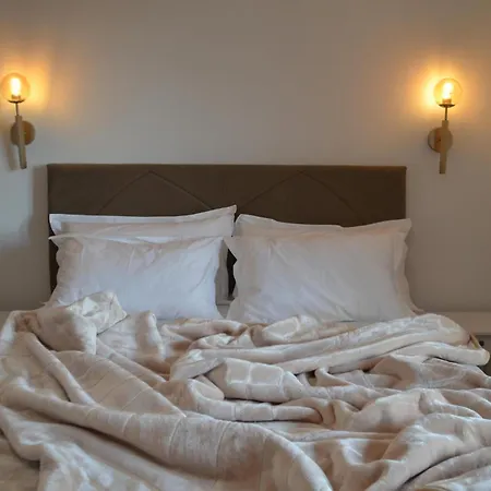 2 Bedroom Lovely In Vikendica *